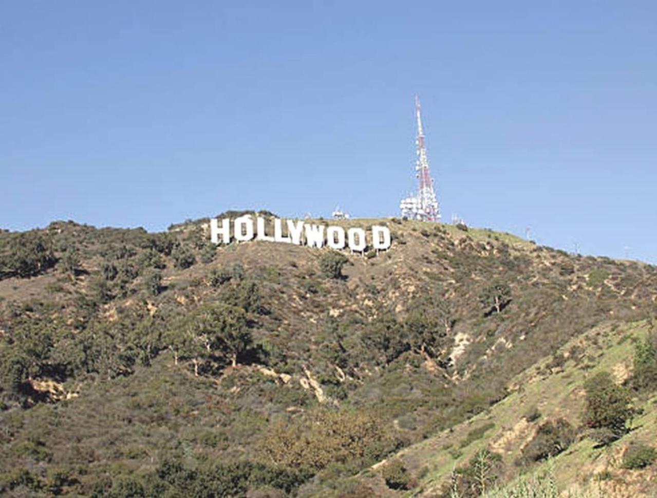 Hébergement de vacances Skyhill Oasis With Hot Tub Walk To Universal Los Angeles