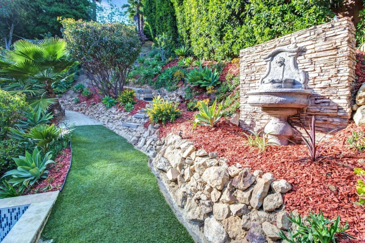 Skyhill Oasis With Hot Tub Walk To Universal *
