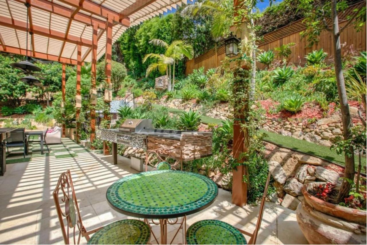 Skyhill Oasis With Hot Tub Walk To Universal * Los Angeles